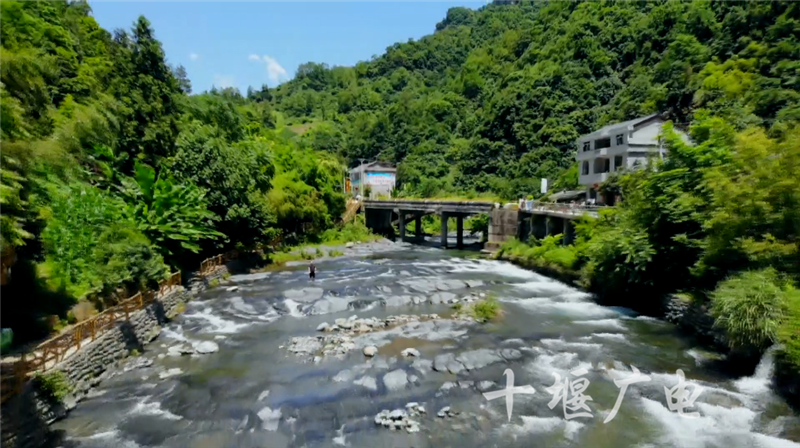 竹溪县泉溪镇:纵情山水间 清凉不思"暑"