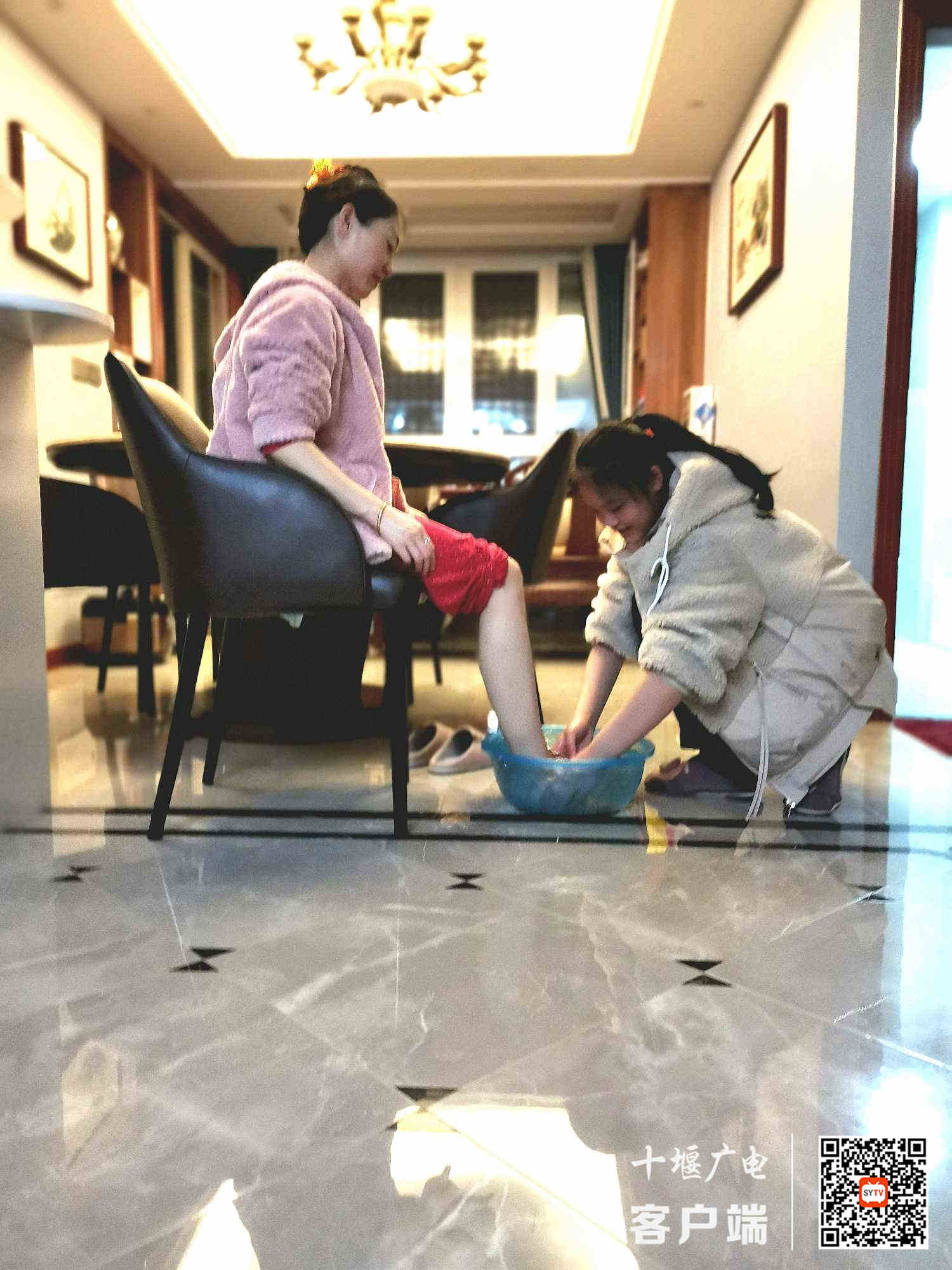 1为妈妈洗脚
