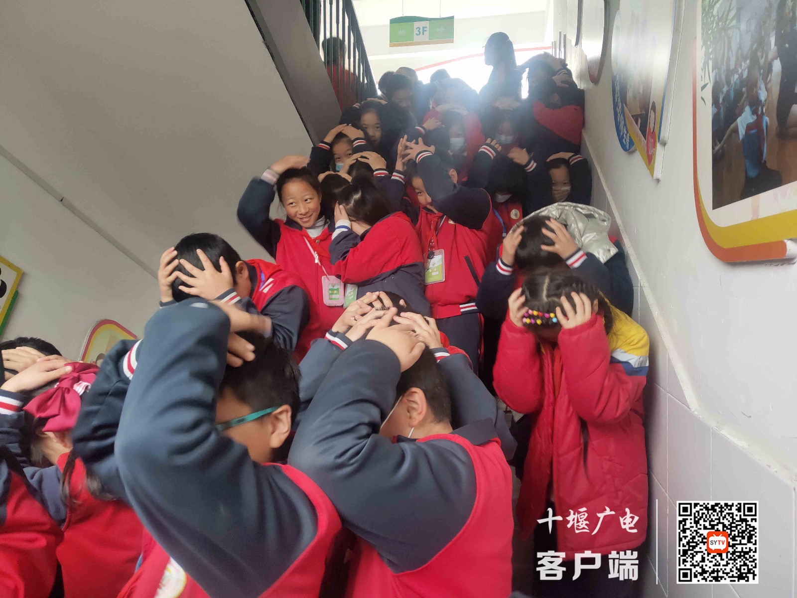 图四