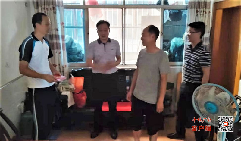 1 (2)