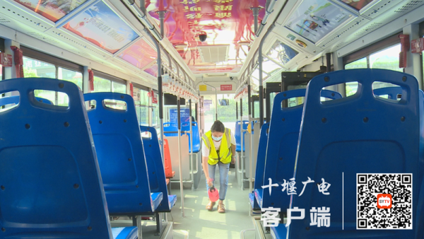 Still1201_00014