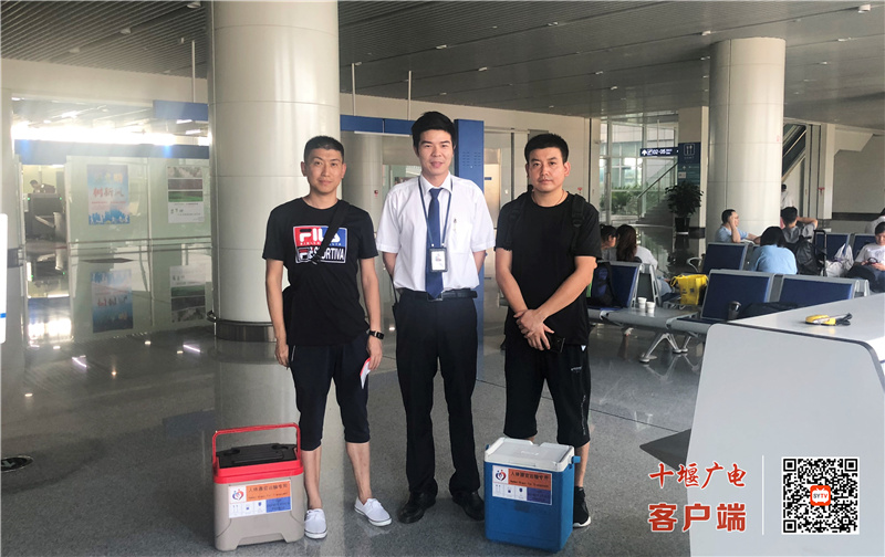 2019.7.20 彭彦慧拍摄：华夏航空两例人体器官运输保障 (2)
