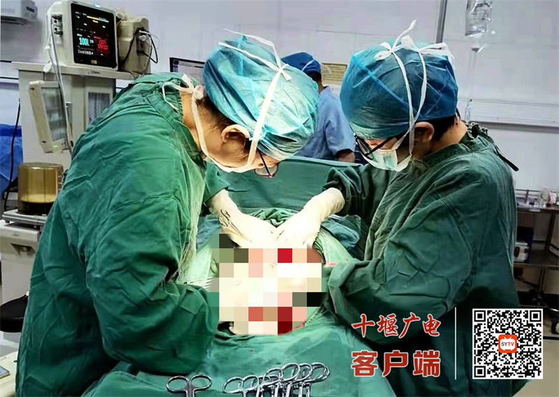 妇产科剖宫产手术_副本
