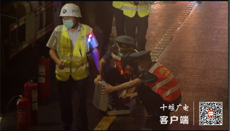 8.高速巡检、路政人员对事故现场进行勘验