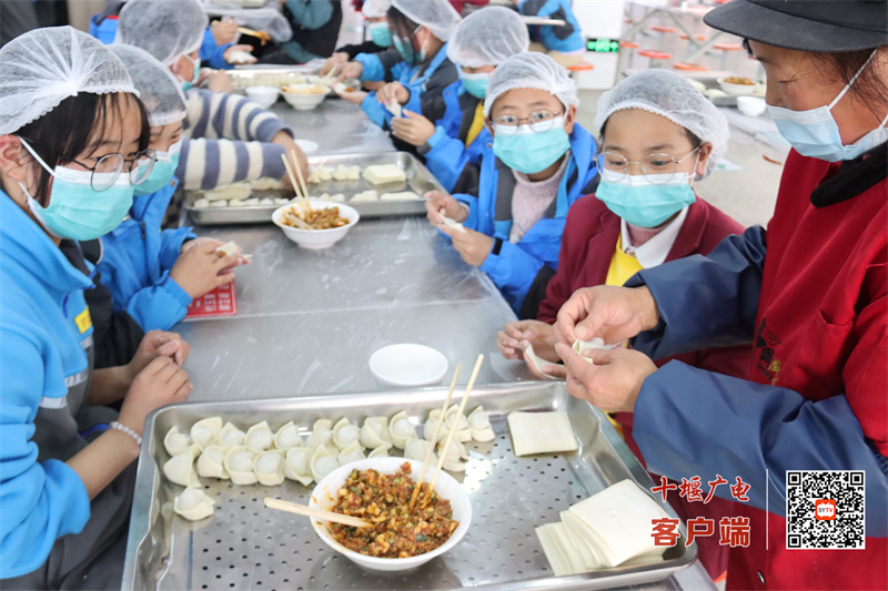 食堂后勤人员现场教学