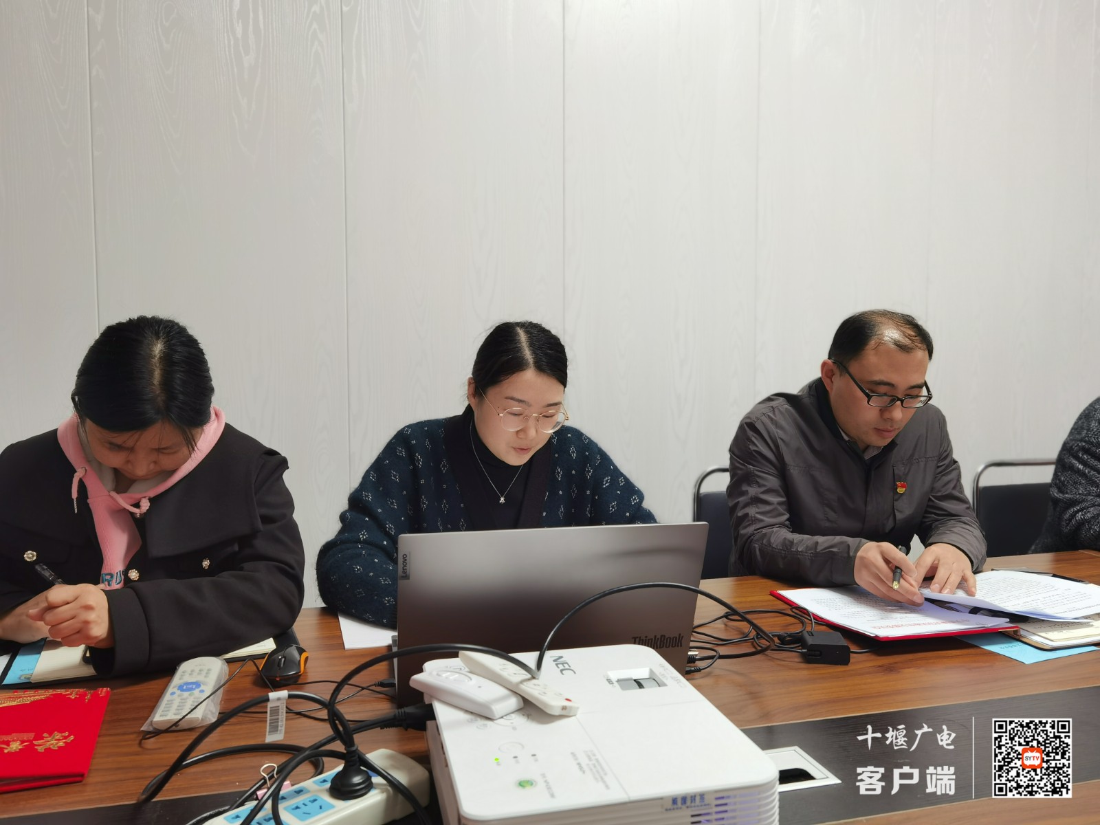 优秀积极分子代表吴永琴发言_副本