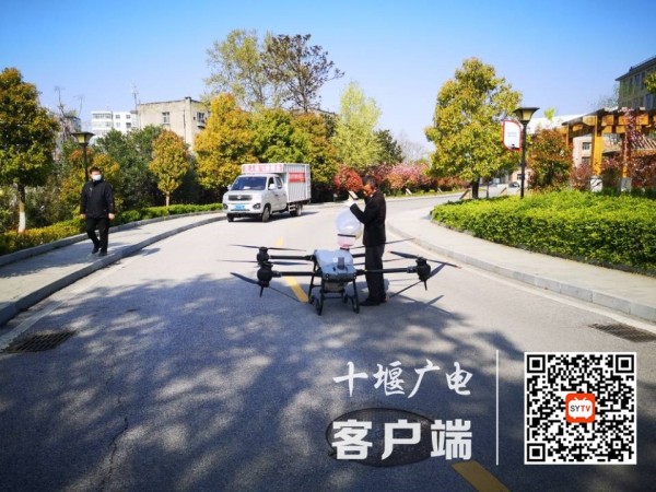 增添药剂，确保绿化除虫全覆盖