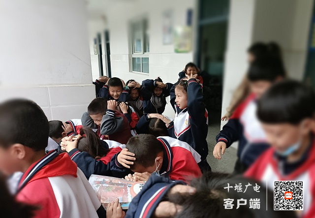 疏散_副本