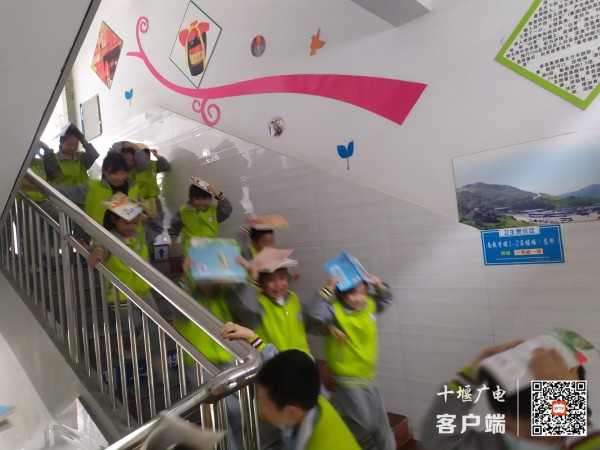 fb177f7cfb69c59df33cb3691231130_副本
