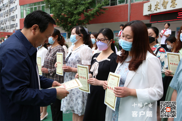 a3ea469f4f36861c5c93f9ed2bd1137_副本
