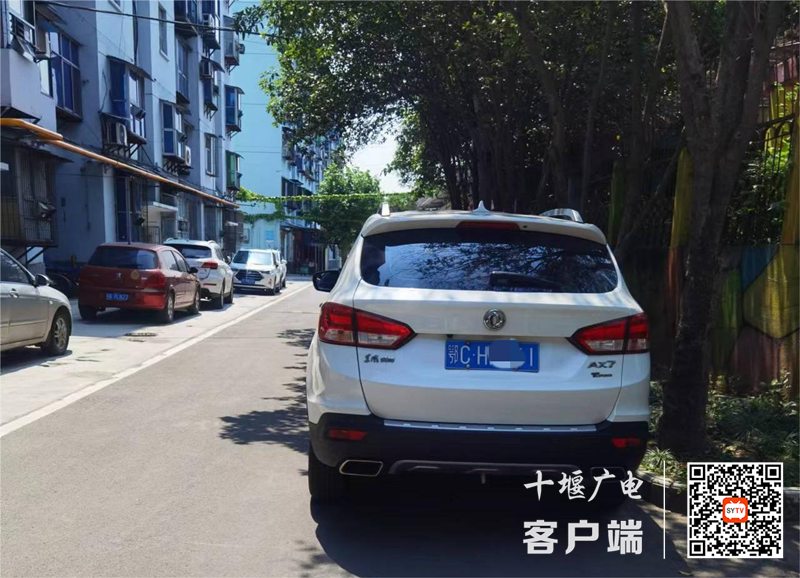 03.车城西路小区内存在乱停车的不文明行为
