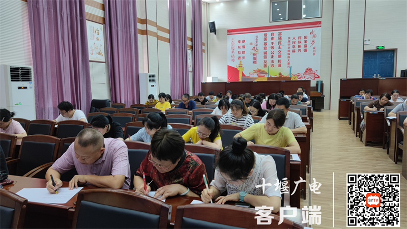 2022.6.30 十堰市东风铁路学校开展弘扬工匠精神岗位大练兵活动集中测试 (4)