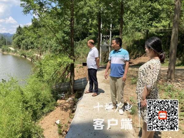 校领导班子成员巡河