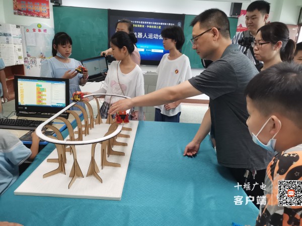 285e7c7035495131984537178f0adff_副本