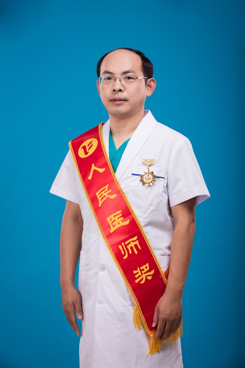 李刚