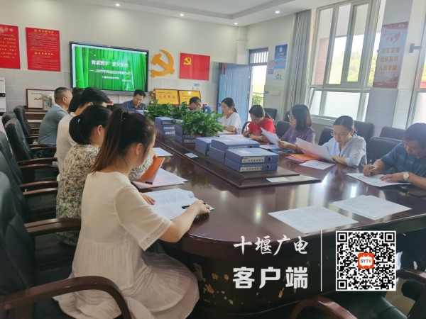 40学校师徒结对报道图片 (3)