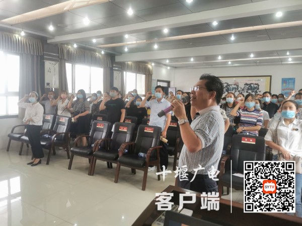40学校七年级家长学校开班 (3)