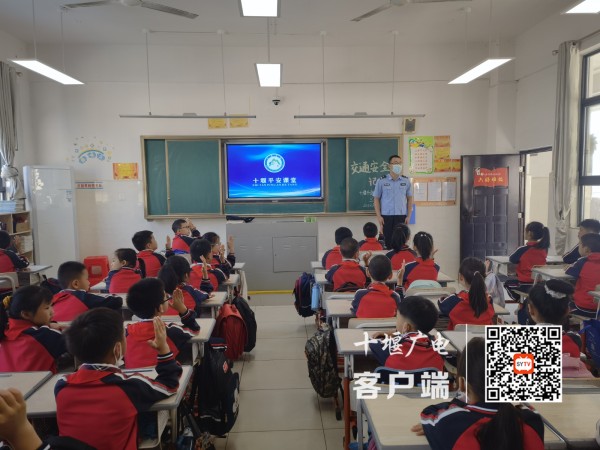 fd077fbe7d63859eb90f9aec0c5f137
