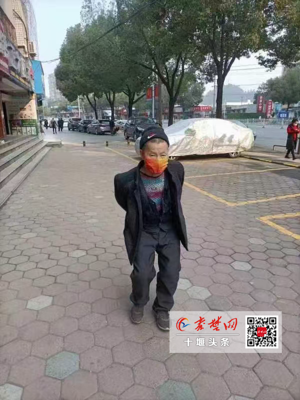 1664850469308