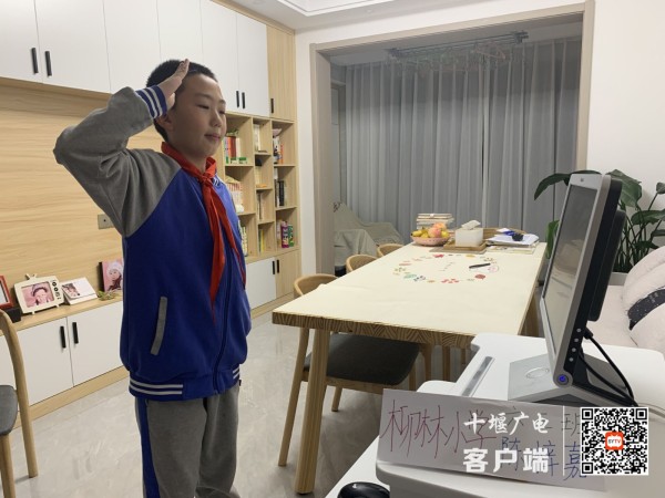 07B30EAEB13B24259A7F6D1E4B81416E_副本