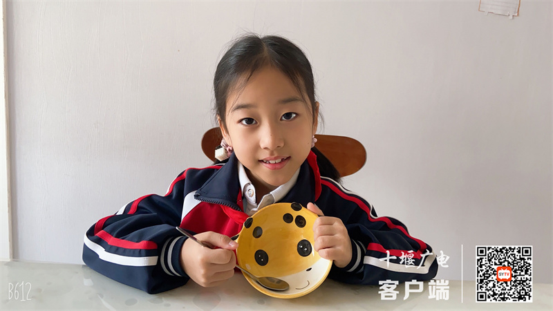 天津路二小学生身边的“光盘行动”