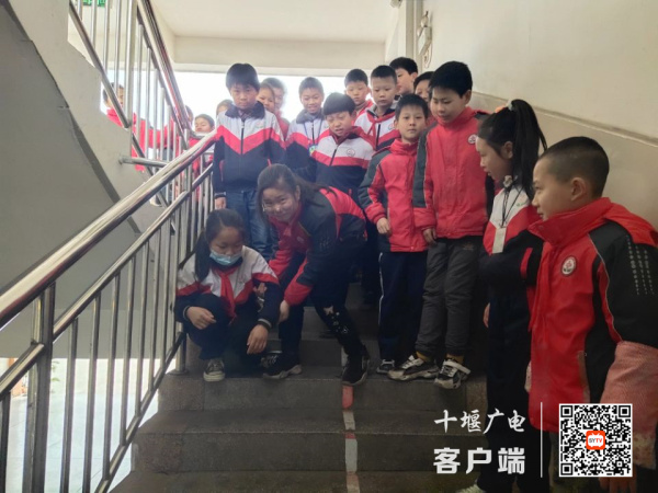 77bdbe506850b7de44701c0943d89f6_副本