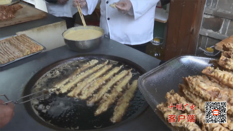 喜迎新春  卷卷儿飘香年来到.mp4_20230118_182452605