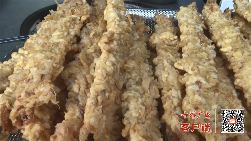 喜迎新春  卷卷儿飘香年来到.mp4_20230118_182715316