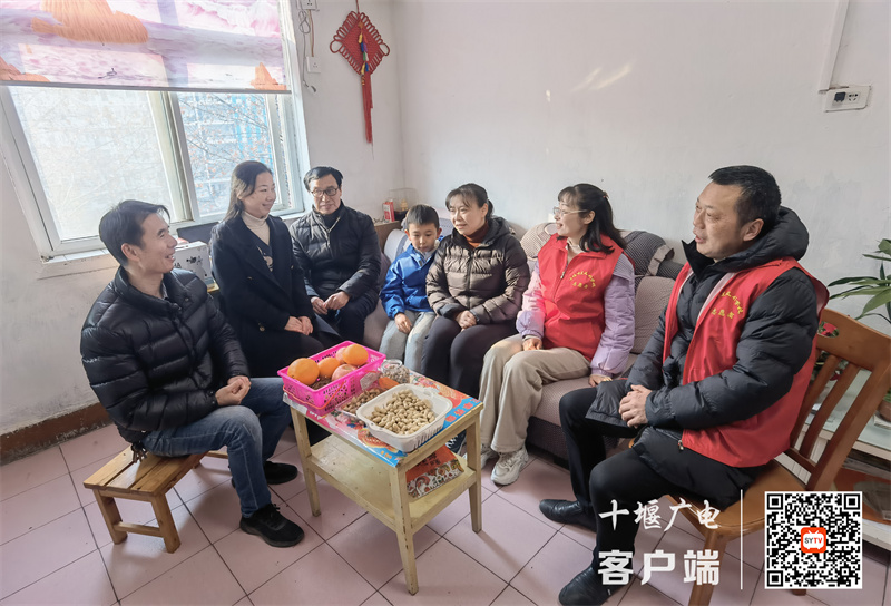 东风41学校：送爱到家——2023寒假儿童关爱服务活动5