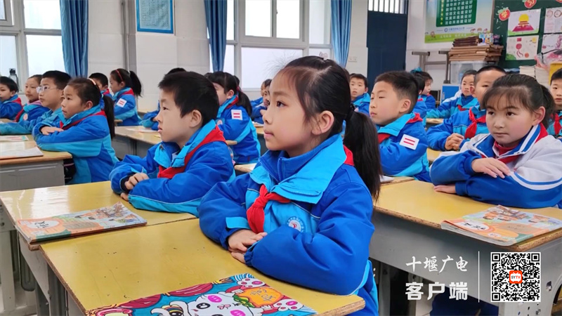 （粗剪）开学了这份“收心”指南请查收.mp4_20230207_171313448