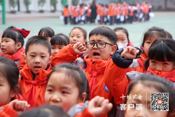 5ea07c533d2397c3ef933e53280aec8_副本