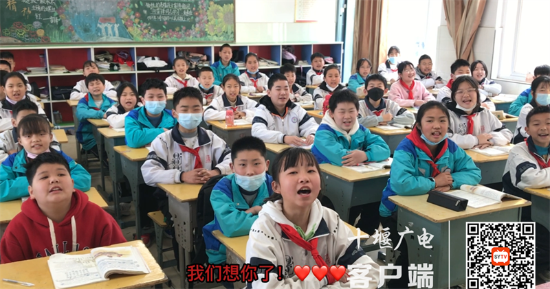 2023.3.8 十堰市东风铁路学校开展三八妇女节主题教育活动 (1)