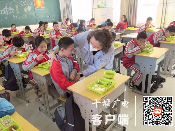 40学校食品安全演练 (1)