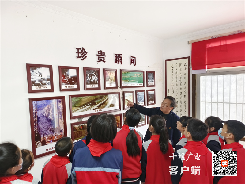 2校长讲党史