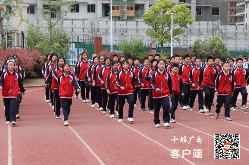 入场