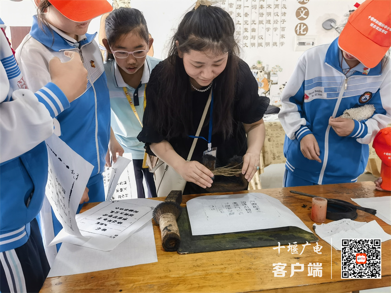 2023年十堰市东风41学校：春耕农忙季、多彩研学路 (6)