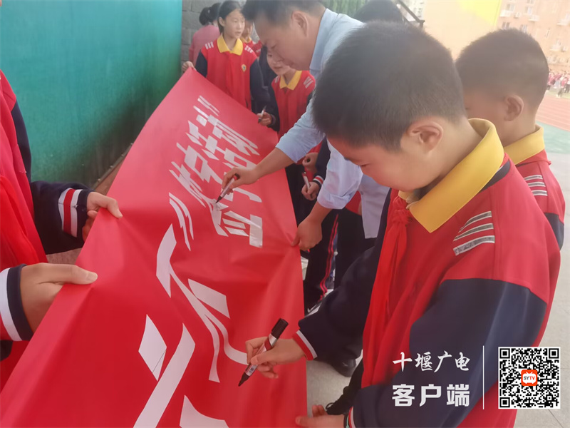 QQ图片20230428202304