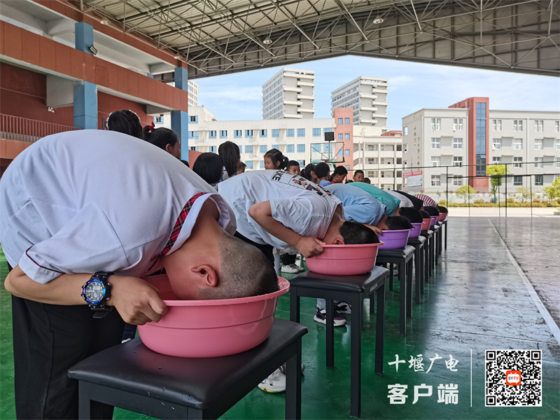 防溺水演练