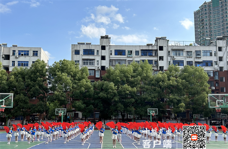 大型社团扇子舞_副本