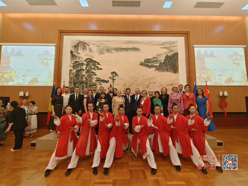 图片 3