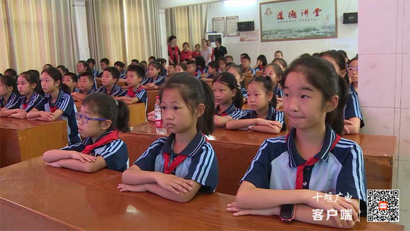 0714黄龙镇中心小学：乡村学校少年宫 点亮孩子“多彩暑期”.mp4_20230715_161011363