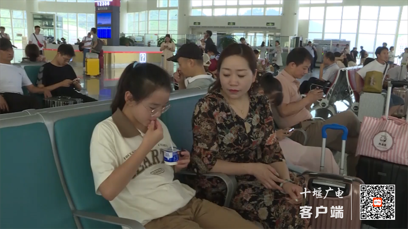 儿童火车身份证.mp4_20230720_174423648