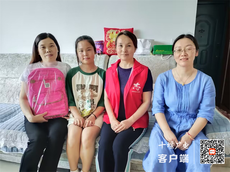 六七班张文波老师暑期家访