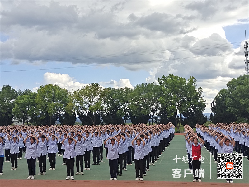 手语《国家》表演