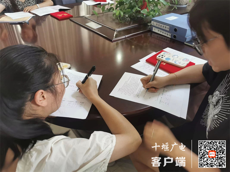 东份40学校“青蓝工程1