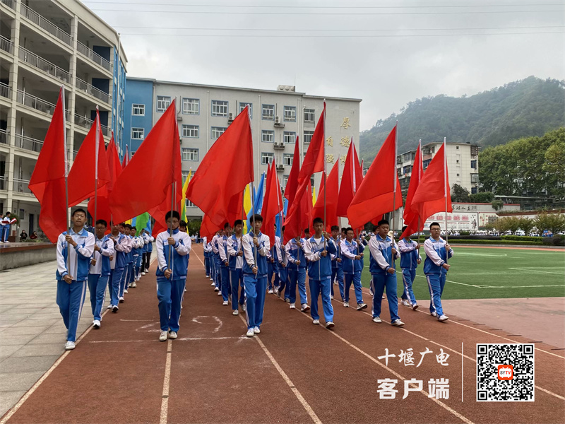 2023年10月11日东风41学校召开四十三届学生田径运动会  (5)_副本
