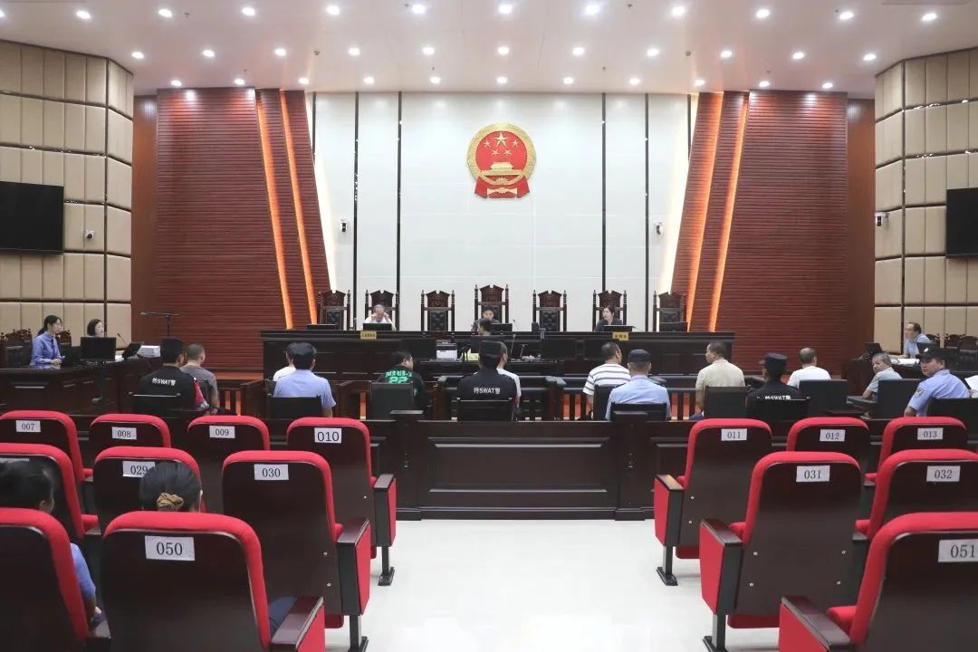 640 (2)