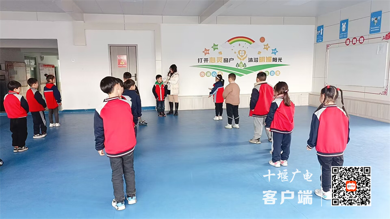 31AED190ABFB84ECC5C35142E10FF914_副本