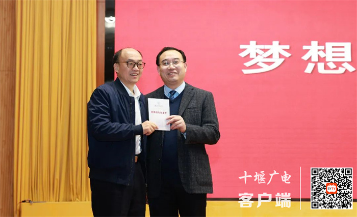 640_wx_fmt=jpeg&from=appmsg&wxfrom=5&wx_lazy=1&wx_co=1 (6)_副本