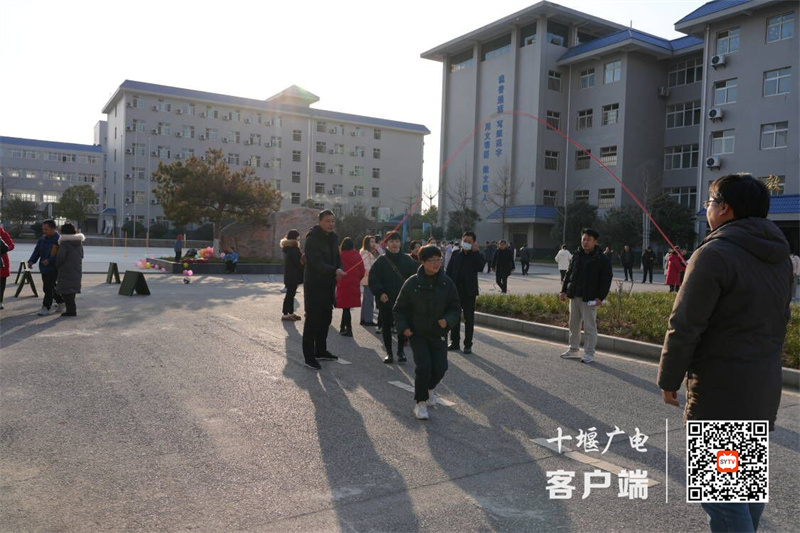 576FB5EE5102588F880133D0A8B4F373_750_750_副本